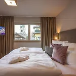 Aparthotel Postresidenz 4*