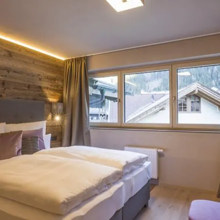 Postresidenz Lägenhetshotell Mayrhofen