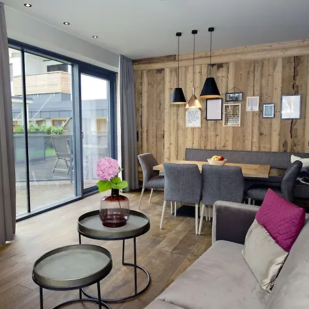 Postresidenz מלון דירות מאיירהופן