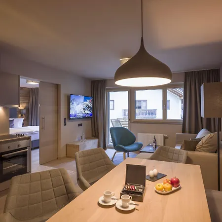 Postresidenz Lägenhetshotell 4*
