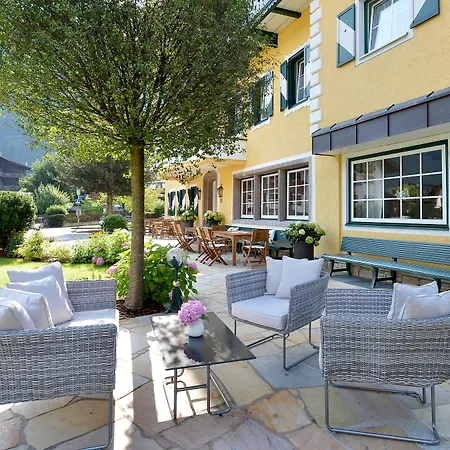 Postresidenz מלון דירות