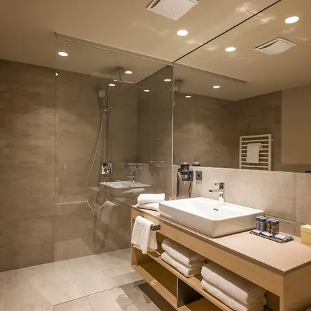 Aparthotel Postresidenz 4*