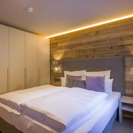 Postresidenz 4*