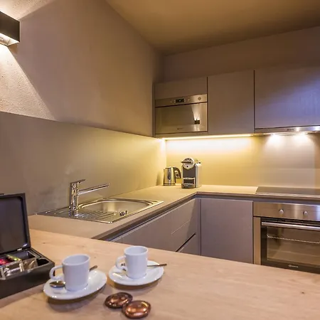 Aparthotel Postresidenz 4*