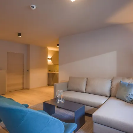 Postresidenz 公寓式酒店 4*